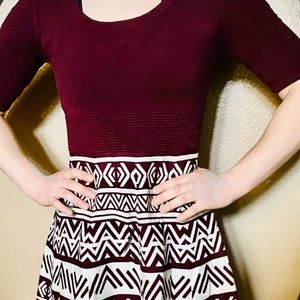 Maroon & White Short Sleeve Dress